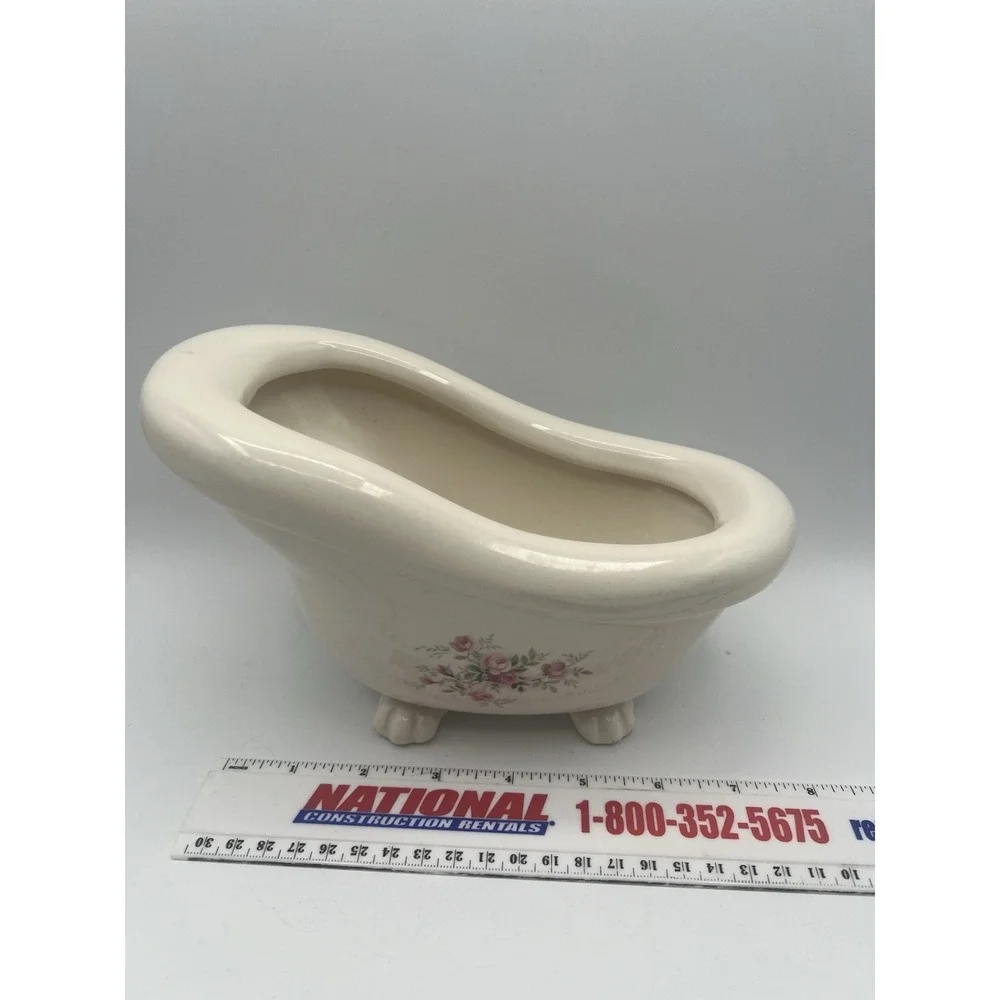 Porcelain Claw‎ Foot Tub Roses Soap 8